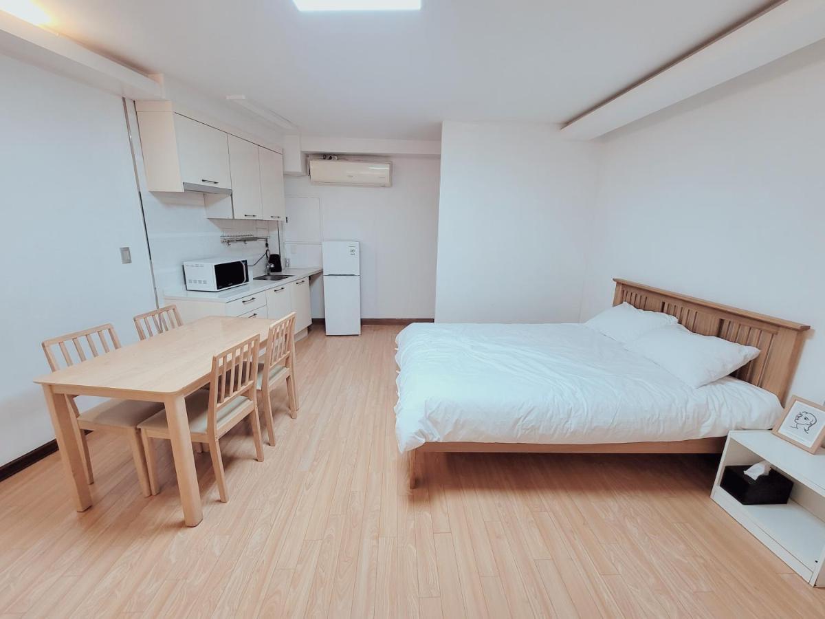 Villa Seogwiporto Extérieur photo