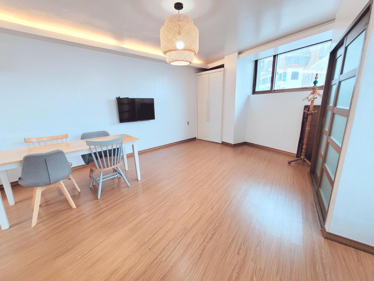 Villa Seogwiporto Extérieur photo
