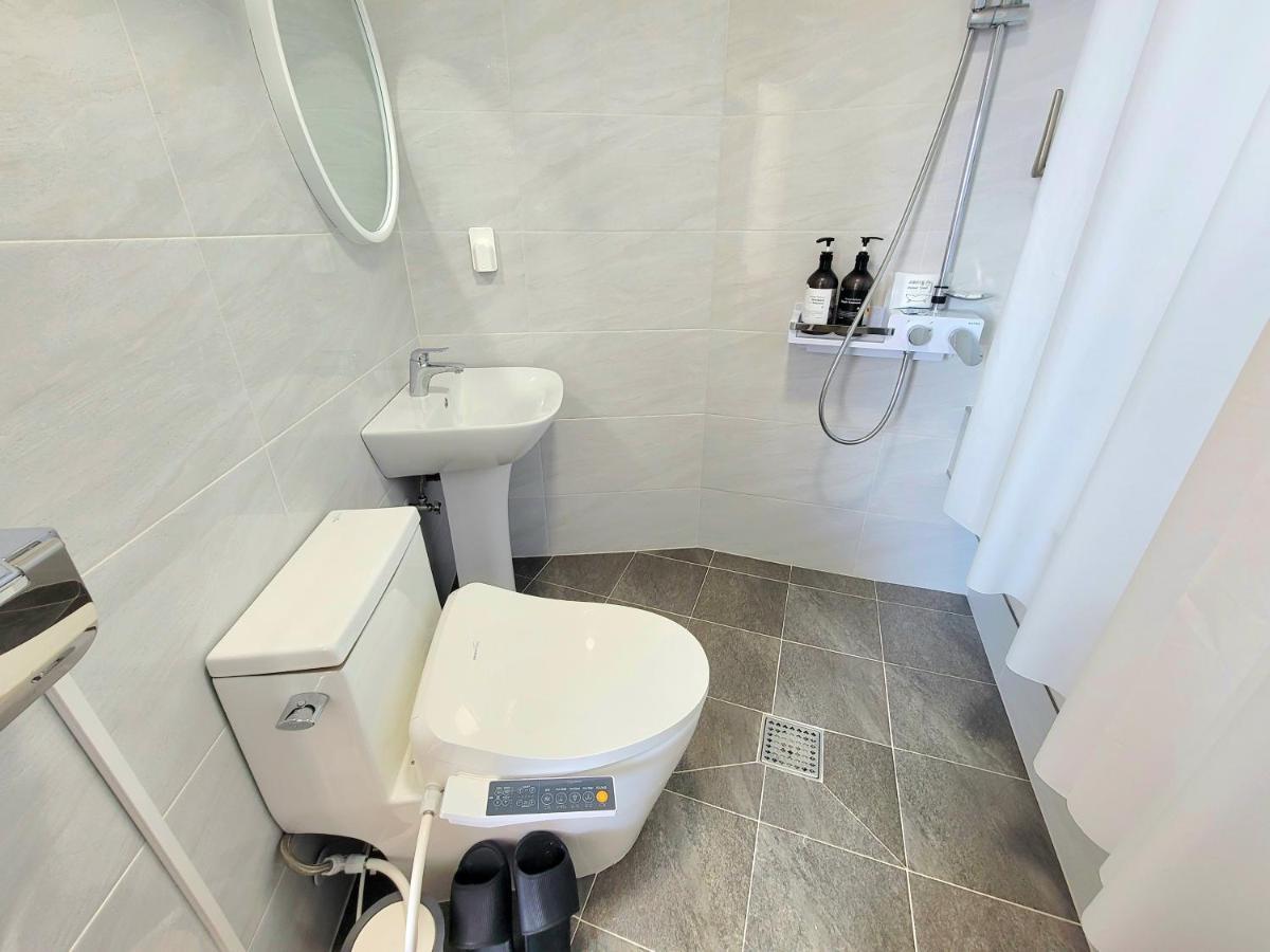 Villa Seogwiporto Extérieur photo