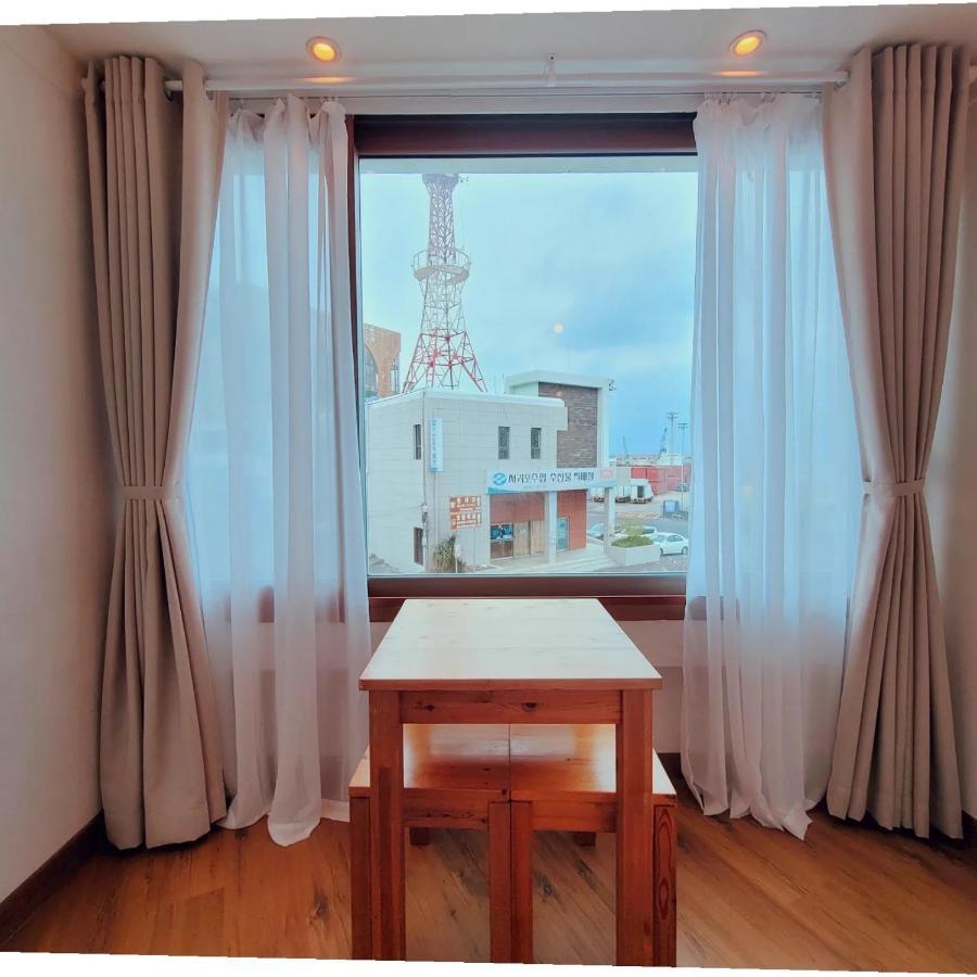 Villa Seogwiporto Extérieur photo