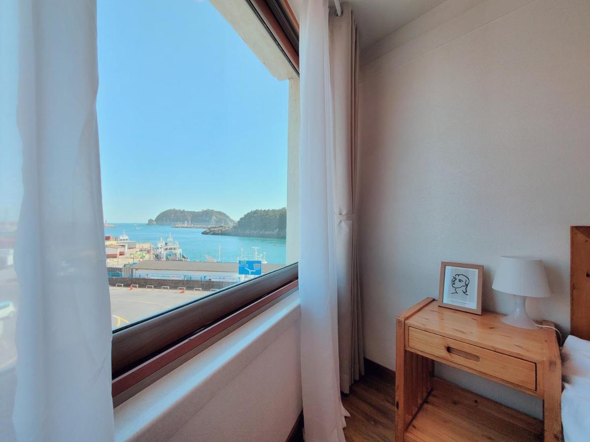 Villa Seogwiporto Extérieur photo