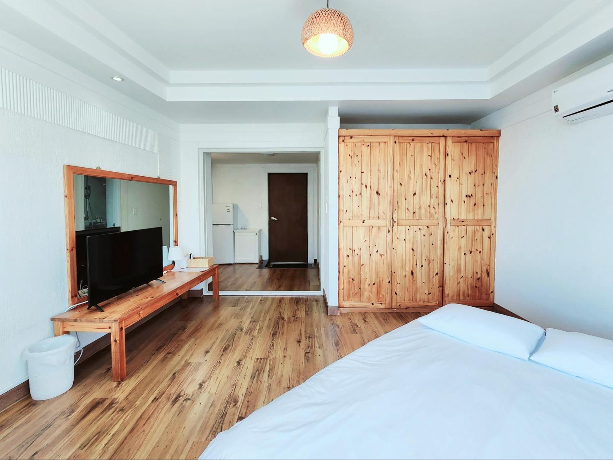 Villa Seogwiporto Extérieur photo
